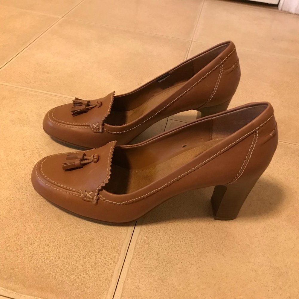 Covington Leather Tassel Heels in Size 9